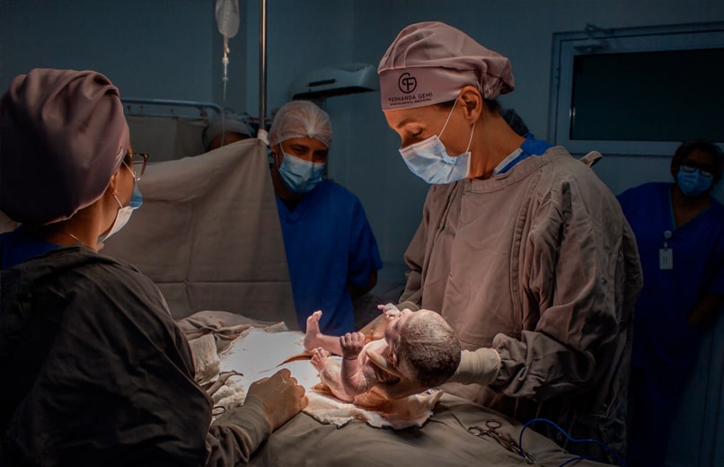 Número de Bebés Filhos de Mães Estrangeiras Duplicou em Dez Anos: Já São Um Terço dos Nascidos em Portugal