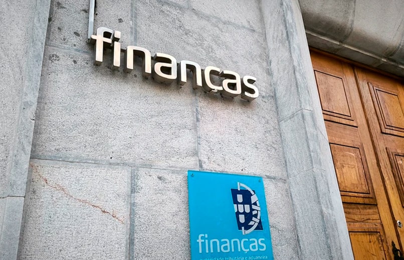 Após apagão nacional, retoma de energia e serviços arrasta-se com múltiplos constrangimentos