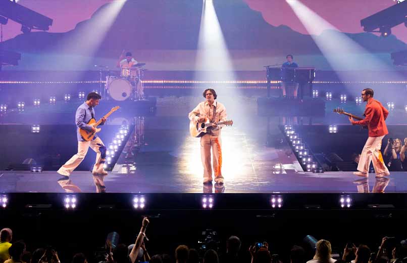 Eurovisão 2025: NAPA surpreende e garante lugar na final com 'Deslocado'