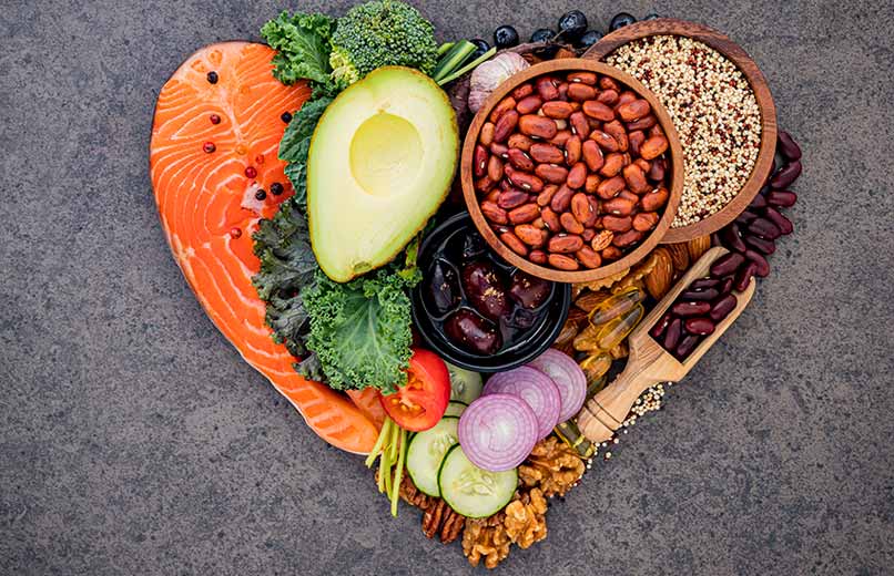 Alimentos que Protegem o Coração: Verdades, Mitos e Conselhos Práticos para uma Vida Saudável